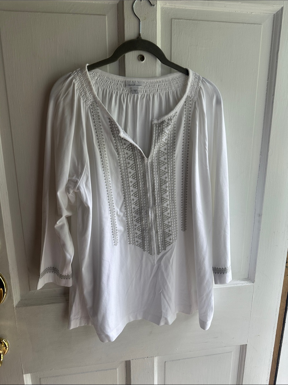 Pure Jill White Embroidered Peasant Top - Classic Boho Style